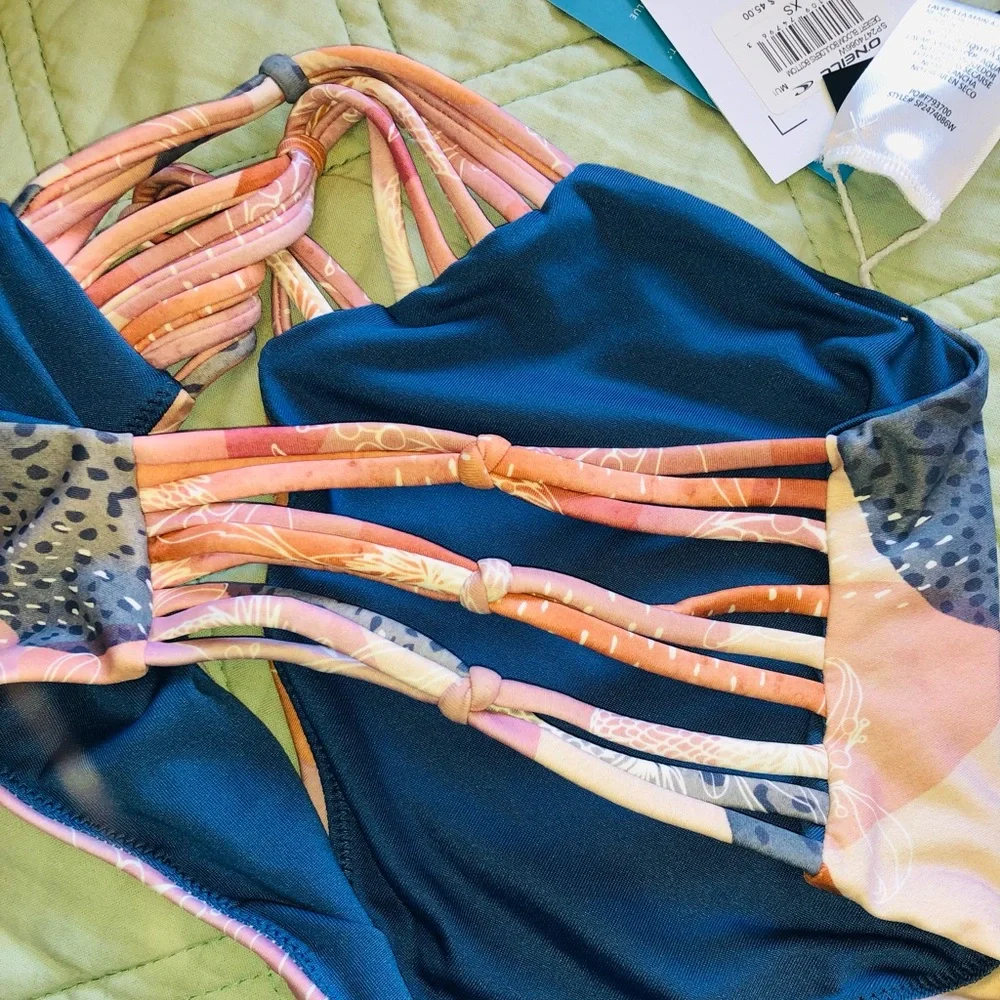O’Neill bikini (XS) - Picture 2 of 9